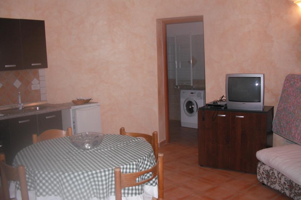 Azienda Multifunzionale S'Ozastro Marinella  Habitación foto